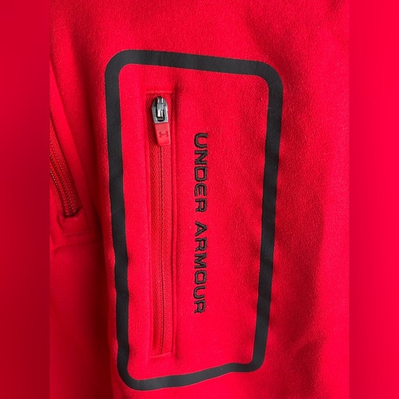 Under Armour 1/4  Pull Over Red Sweatshirt (Size L) - Picture 5 of 5